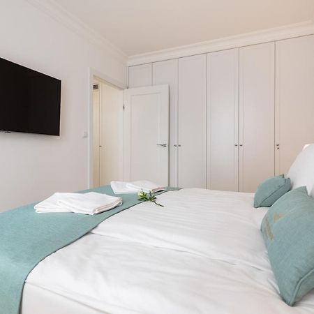Baltini Premium Apartament Old Town Колобжег Экстерьер фото